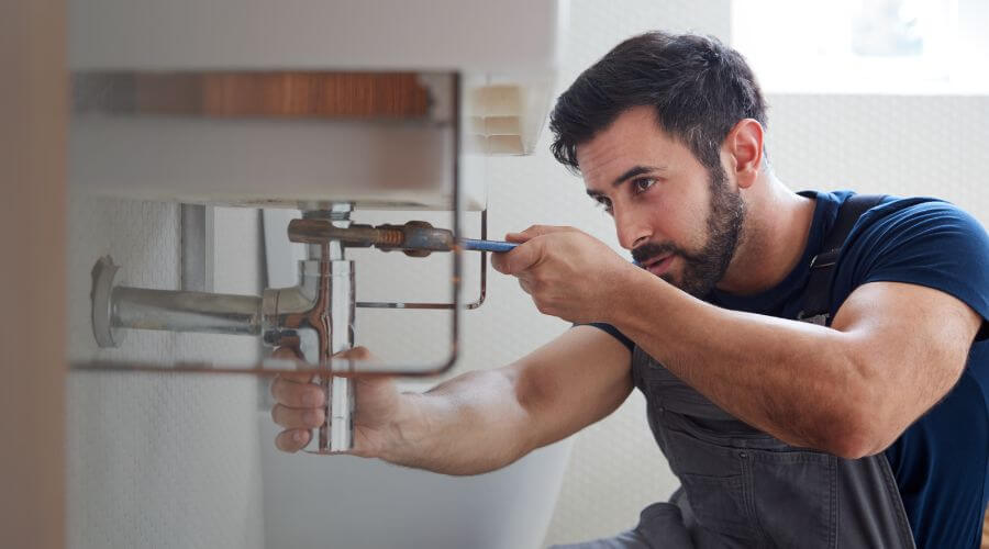 Faucet repair for sink in Wellman, IA